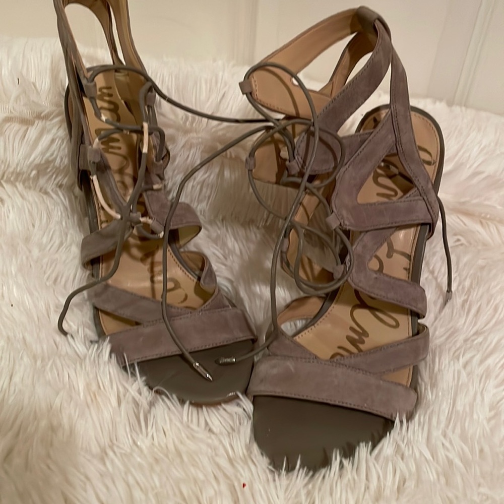 Beige suede Sam Edelman heel sandals